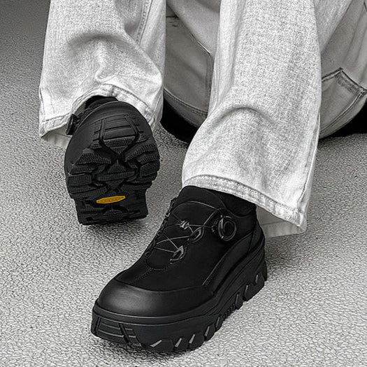 Hiking style platform boots black mountain sneakers grunge retro skiing fashion catwalk shoes