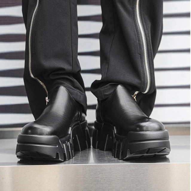 Extreme platform catwalk shoes black futuristic tractor sole rave trainers 90s style grunge sneakers