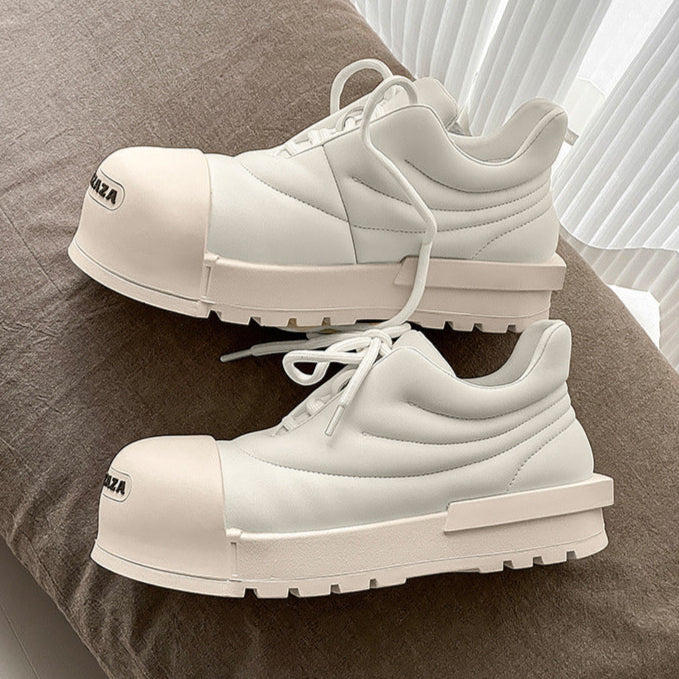 Chunky sole cyberpunk sneakers white 00s style grunge platform trainers old school punk shoes