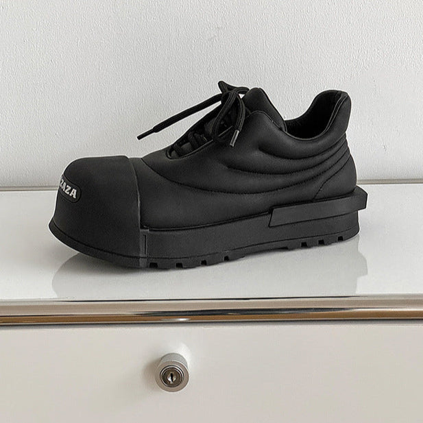 Chunky sole cyberpunk sneakers white 00s style grunge platform trainers old school punk shoes