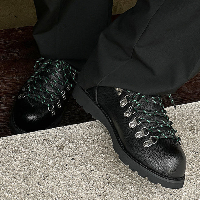 Hiking style shoes black faux leather flat sole round toe grunge boat sneakers retro casual mountain trainers