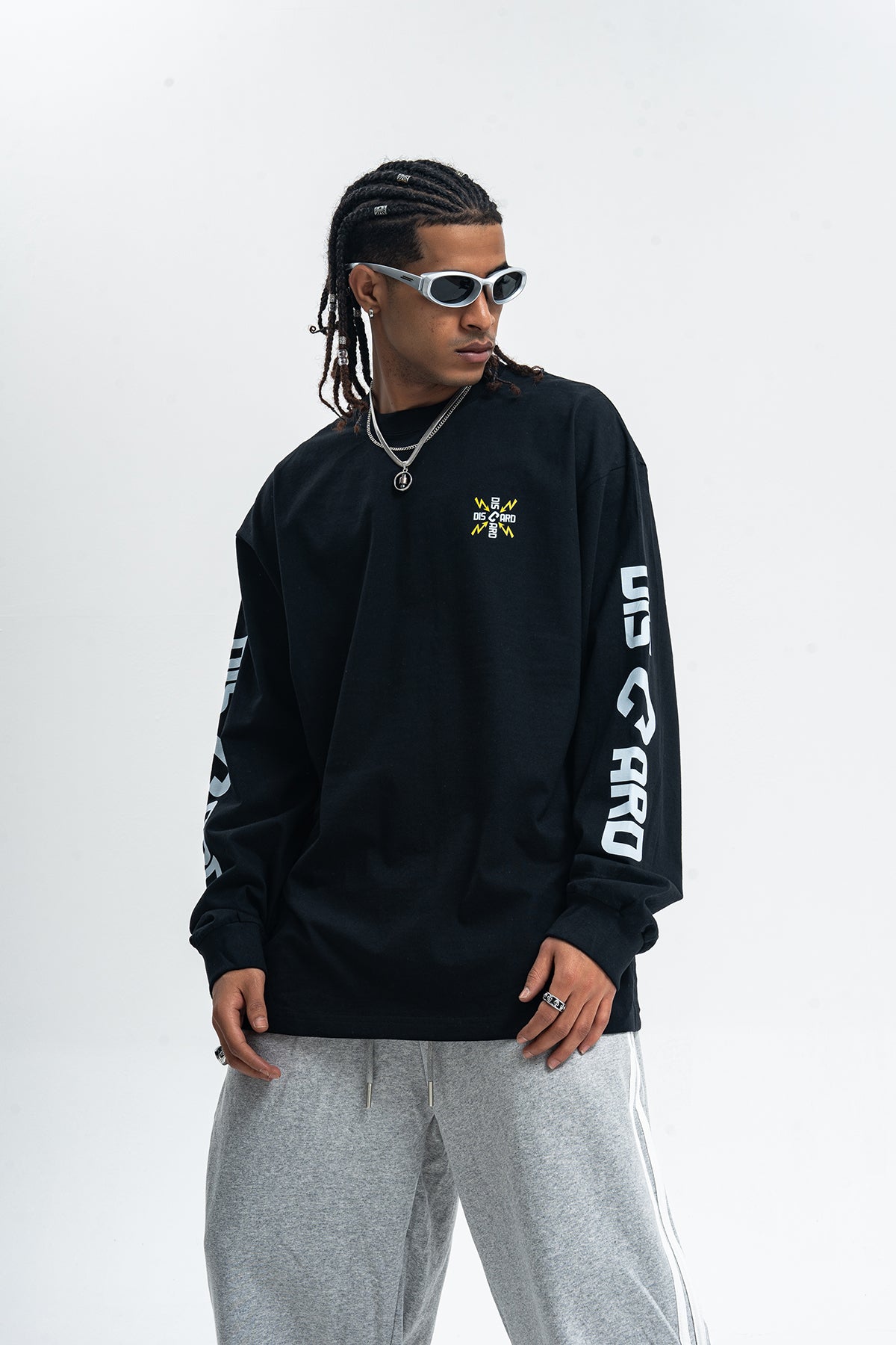 Discard slogan jumper long sleeve grunge t-shirt thunder print top in black