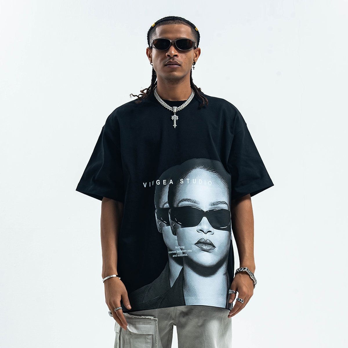 Rihanna t-shirt retro singer top grunge r&b princess tee black