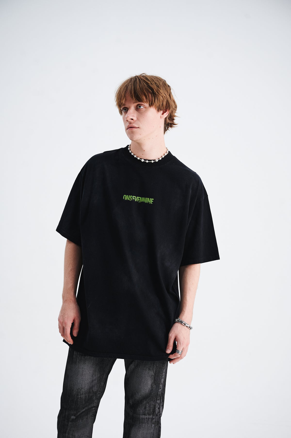 Creepy skeleton t-shirt bones cartoon top scary skull tee in black