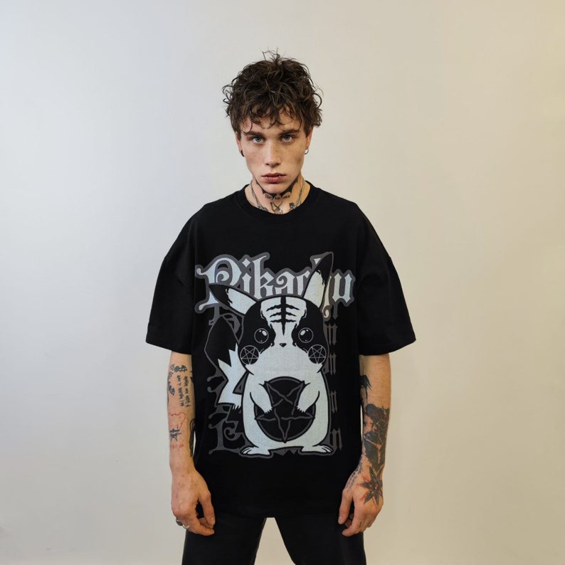 Pentagram print loose fit t-shirt Gothic tee monster tee retro Japanese cartoon baggy top anime jumper punk Halloween pullover in black