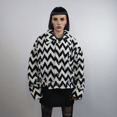 Striped fleece jacket zigzag catwalk bomber geometric fluffy varsity contrast pattern aviator hard fleece grunge coat in black & white