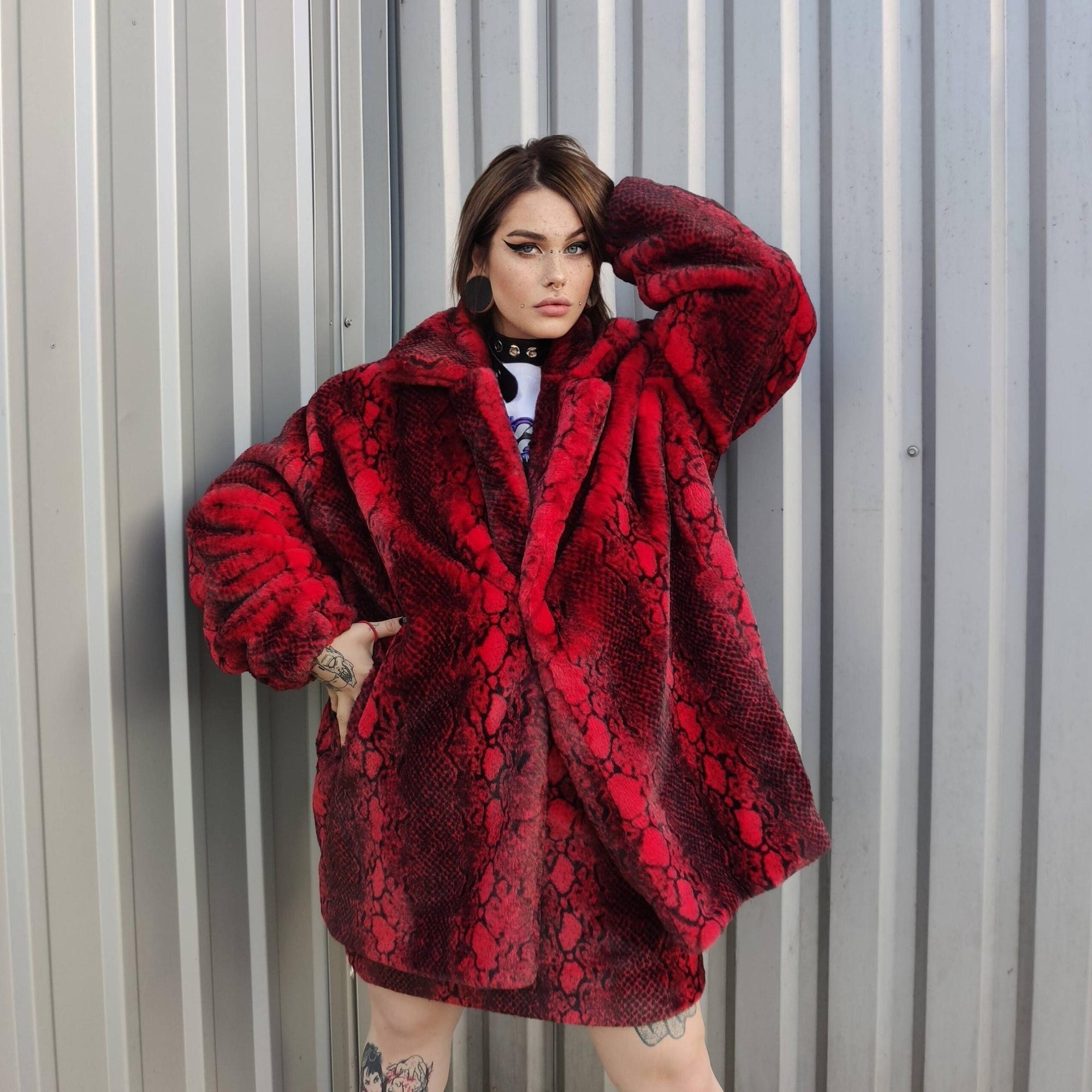 Luxury faux fur snake coat python print bomber handmade detachable fluffy jacket fleece puffer premium grunge trench in red black