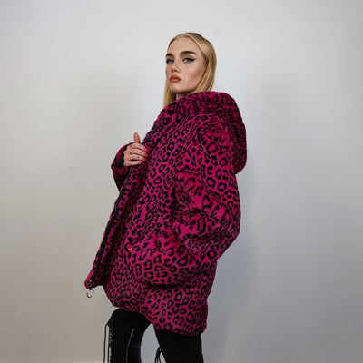 Hooded faux fur leopard jacket animal print bomber bright raver coat fluffy cheetah fleece festival puffer neon burning man overcoat in pink